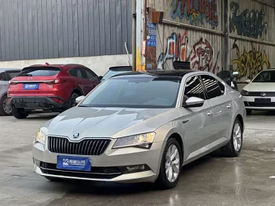 Skoda SuperB