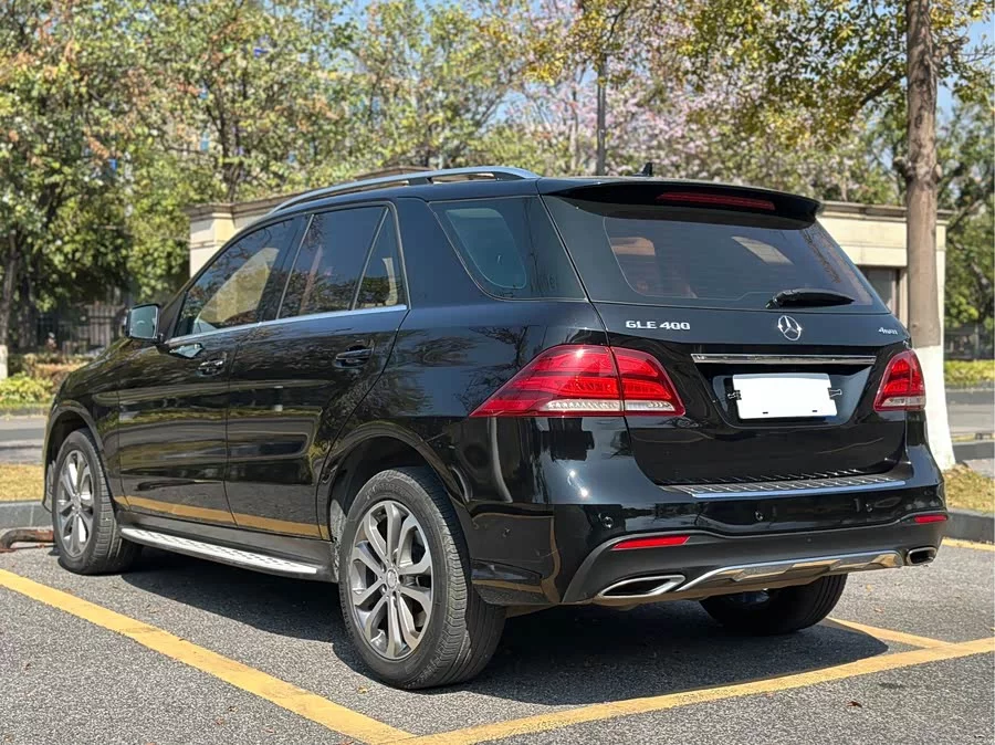 Mercedes Benz GLE (Imported)