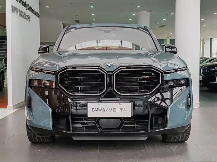 BMW XM