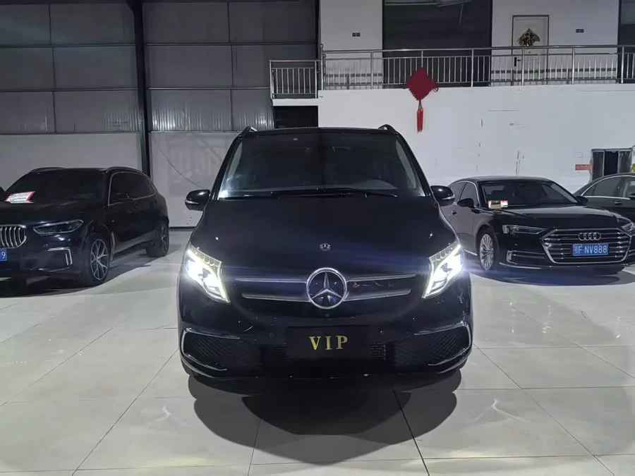 Mercedes Benz Class V