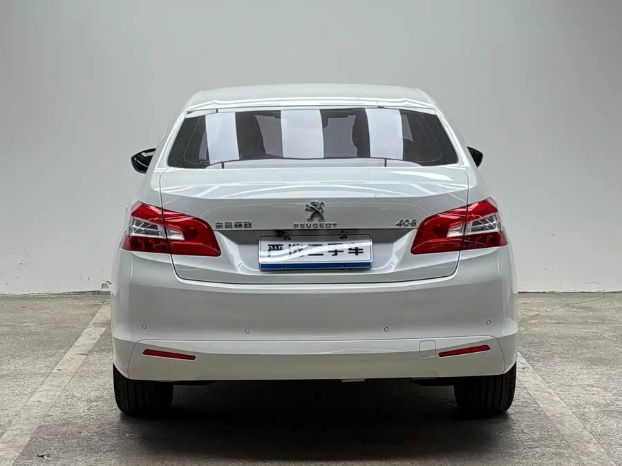 Peugeot 408