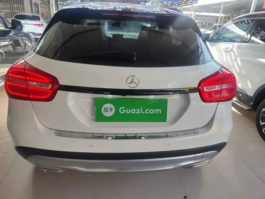 Mercedes Benz GLA
