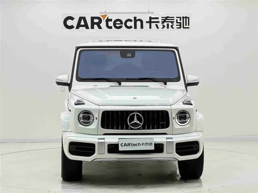 Mercedes Benz G-rated