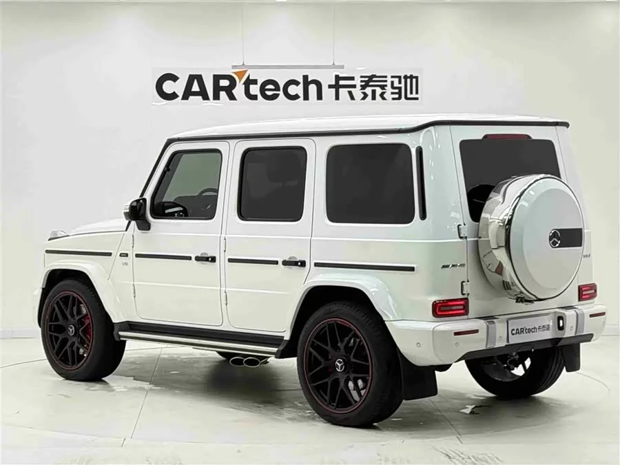Mercedes Benz G-rated