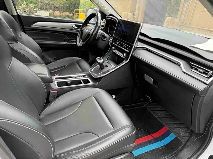 Haval M6