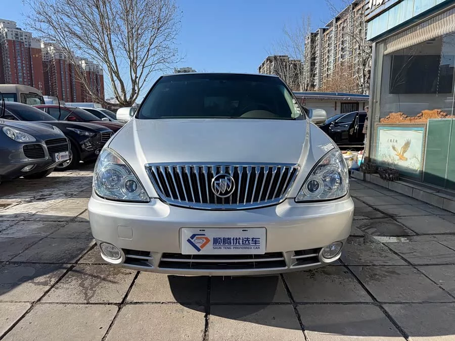 Buick GL8