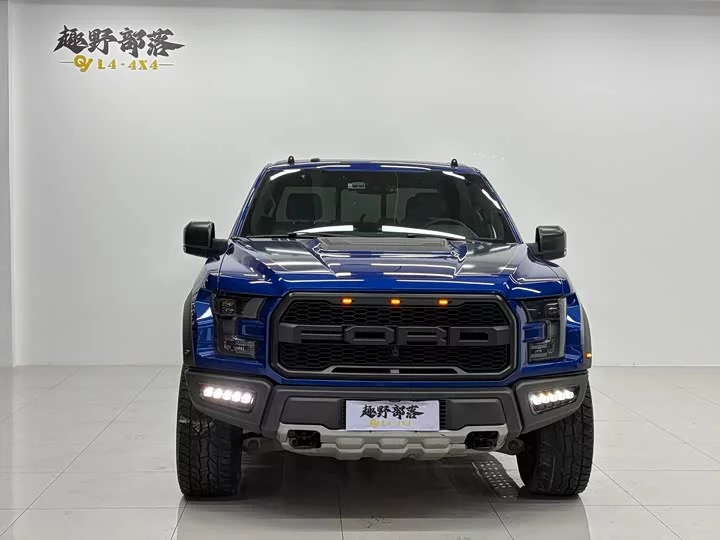 Ford F-150 Raptor