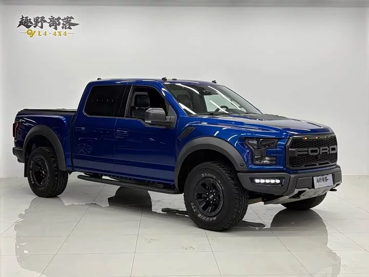 Ford F-150 Raptor