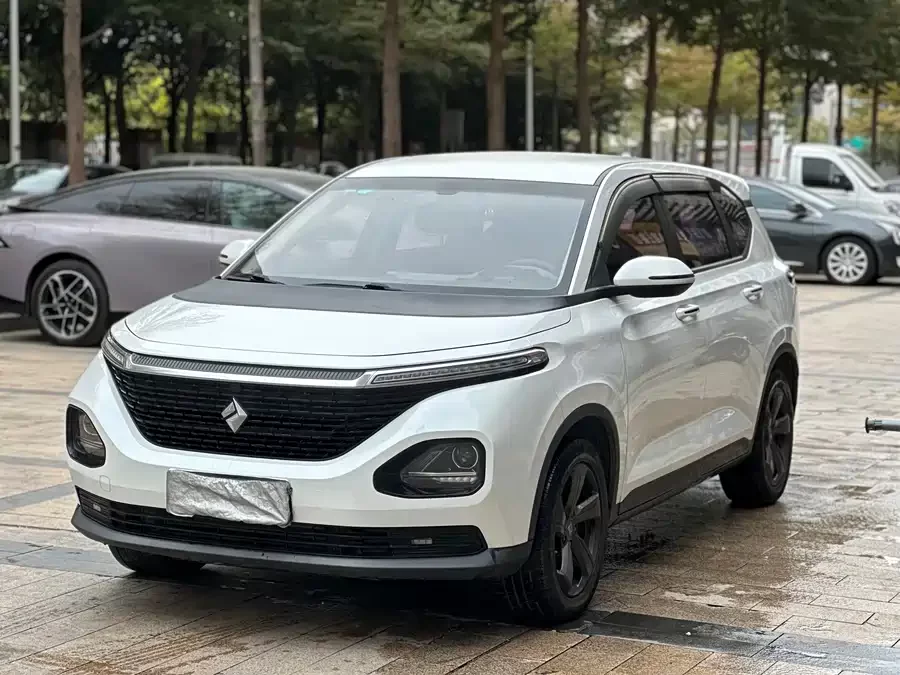 Baojun RM-5