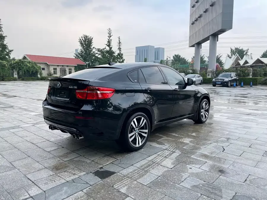 BMW X6 M