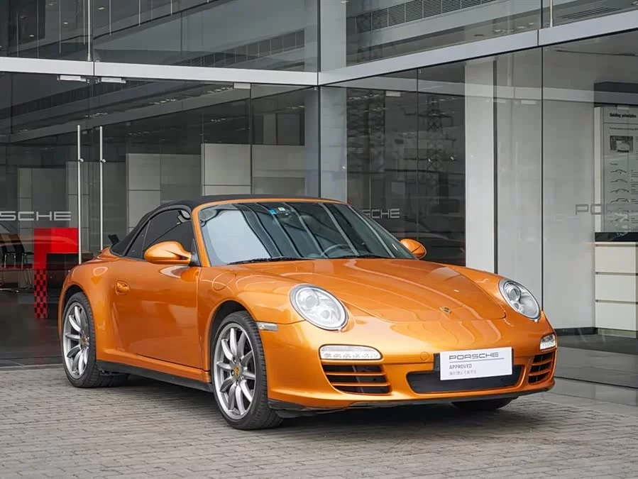 Porsche 911