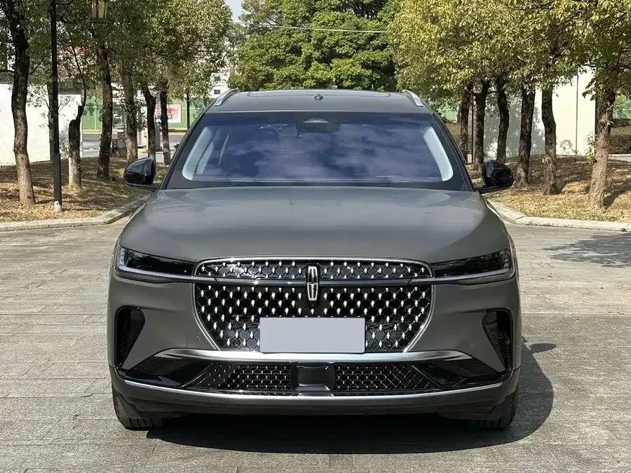 Lincoln Navigator