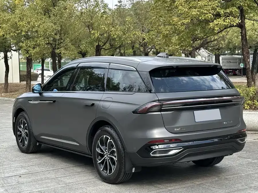 Lincoln Navigator