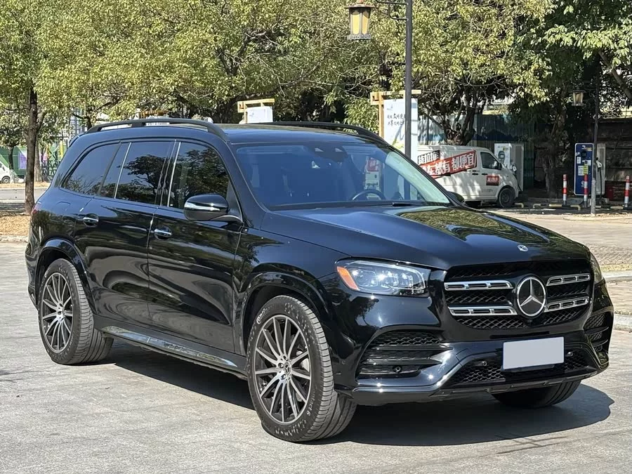 Mercedes Benz GLS