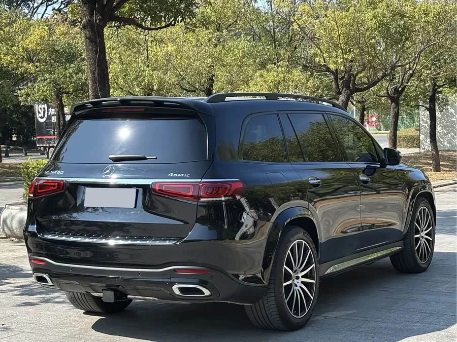 Mercedes Benz GLS