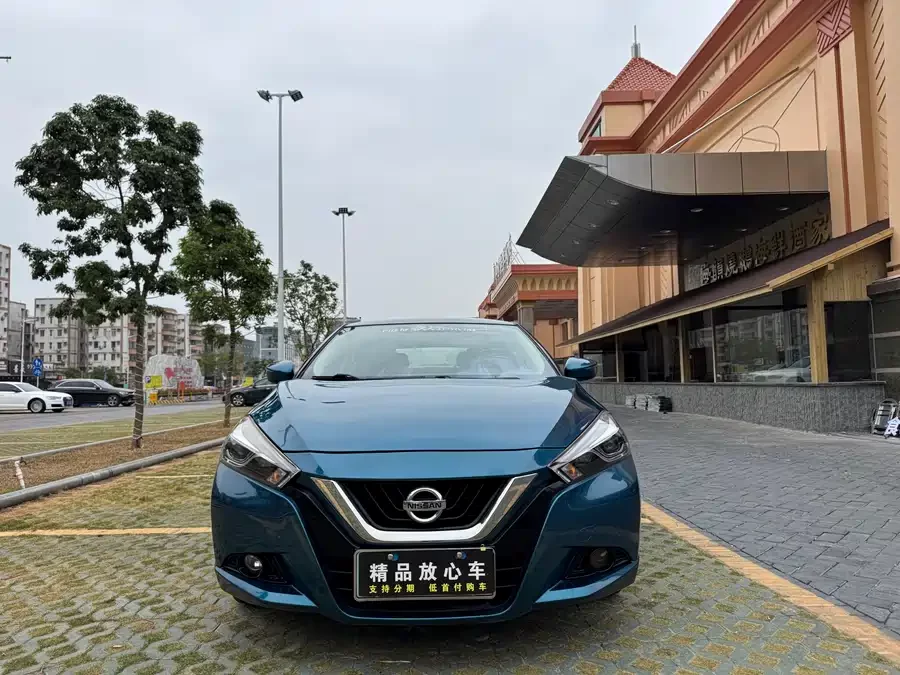 Nissan Bluebird