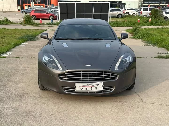 Aston Martin Rapide