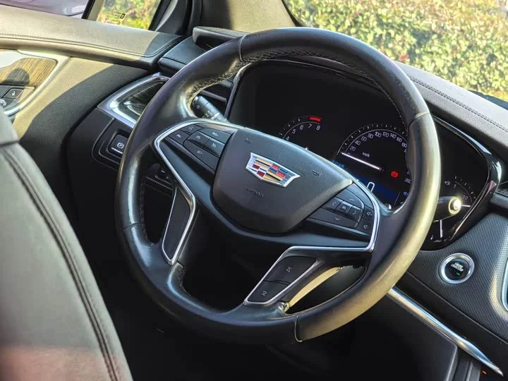Cadillac XT5