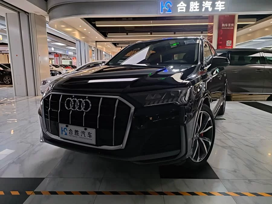 Audi Q7