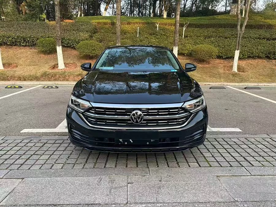 Volkswagen Sagitar