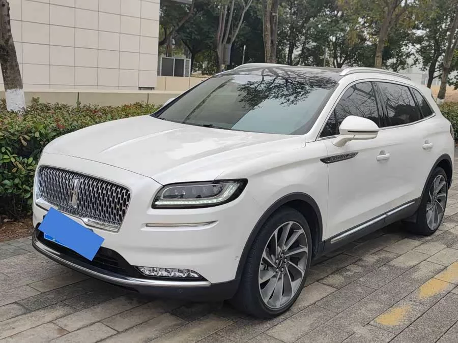 Lincoln Navigator