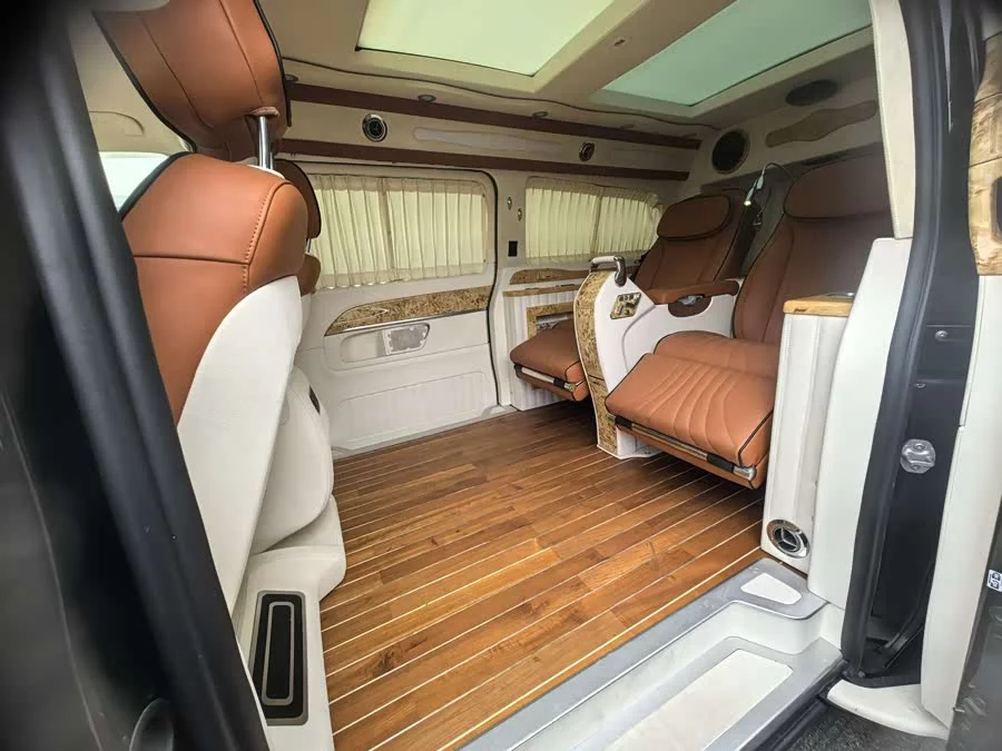 Mercedes Benz Class V