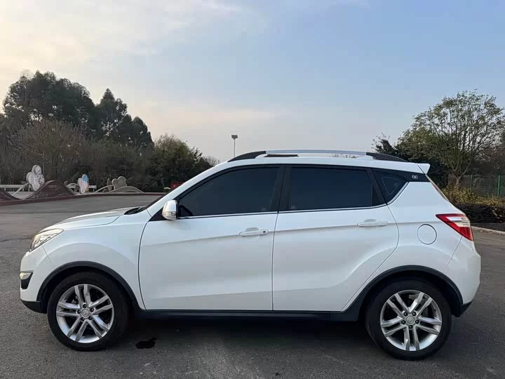 Changan CS35