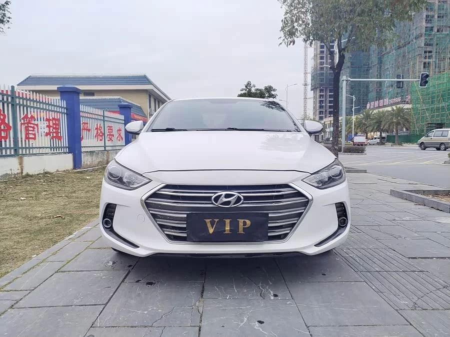 Hyundai elantra