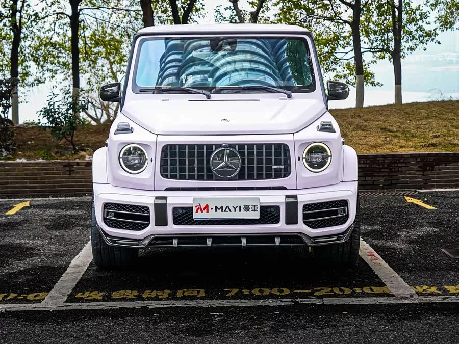 Mercedes Benz G-rated