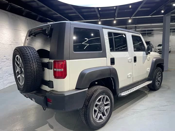 BAIC BJ40