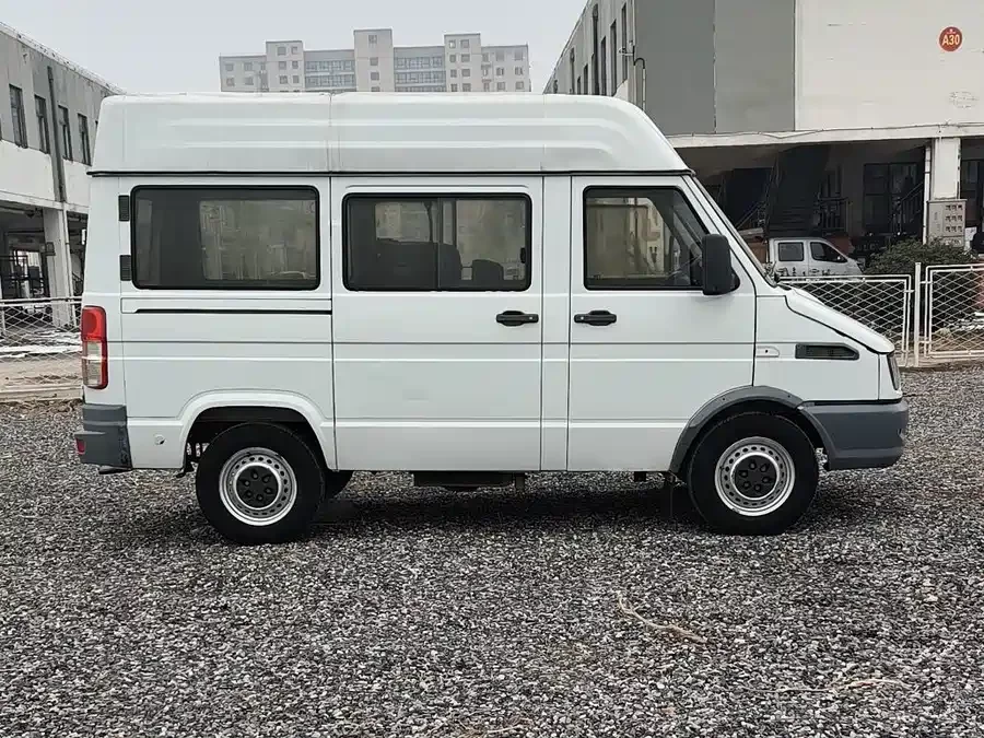 Iveco proud