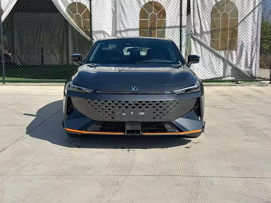 Changan UNI-V