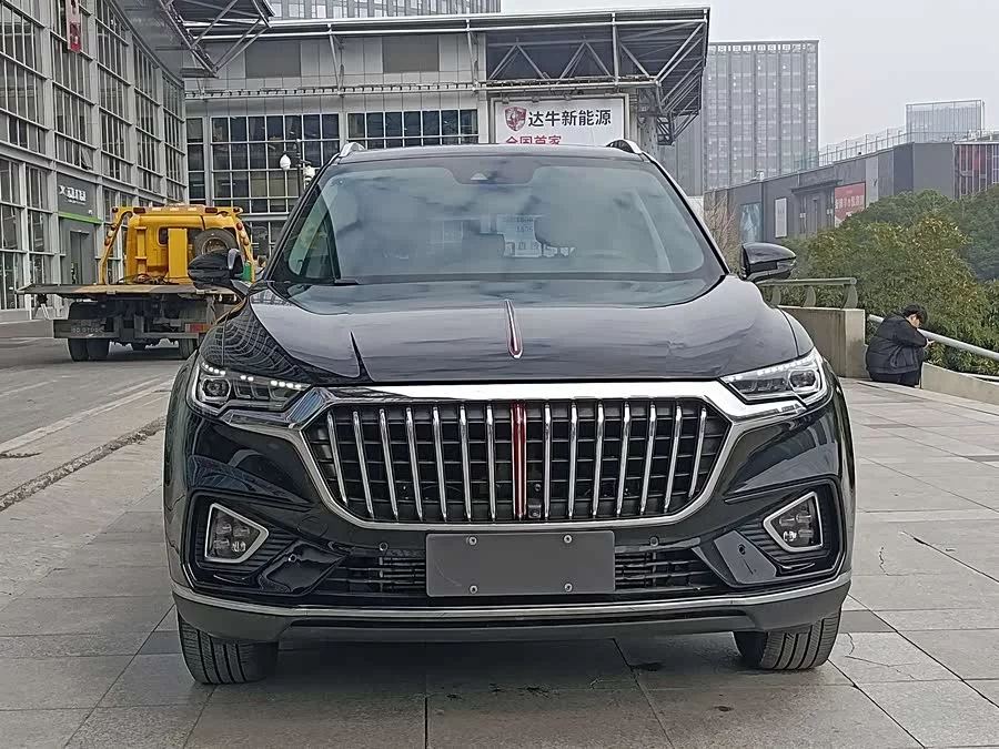Hongqi HS5