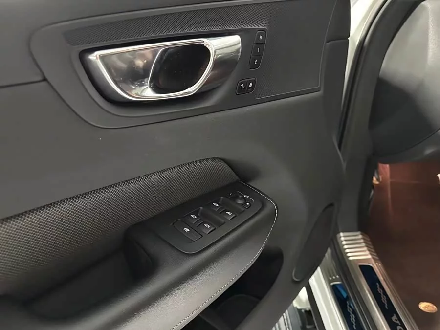 Volvo XC60 Plug-in Hybrid