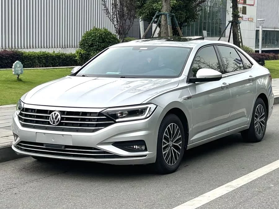 Volkswagen Sagitar