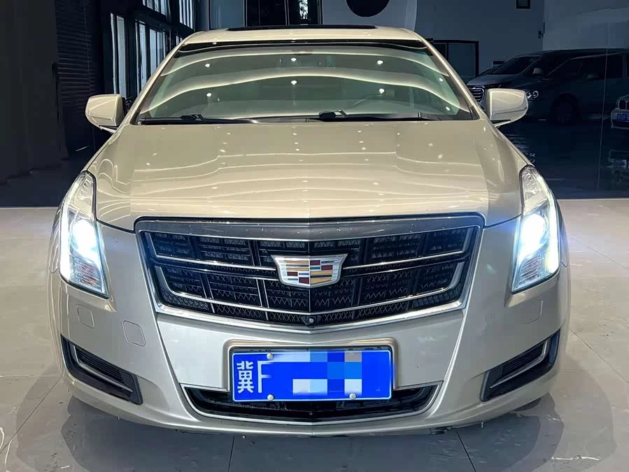 Cadillac XTS