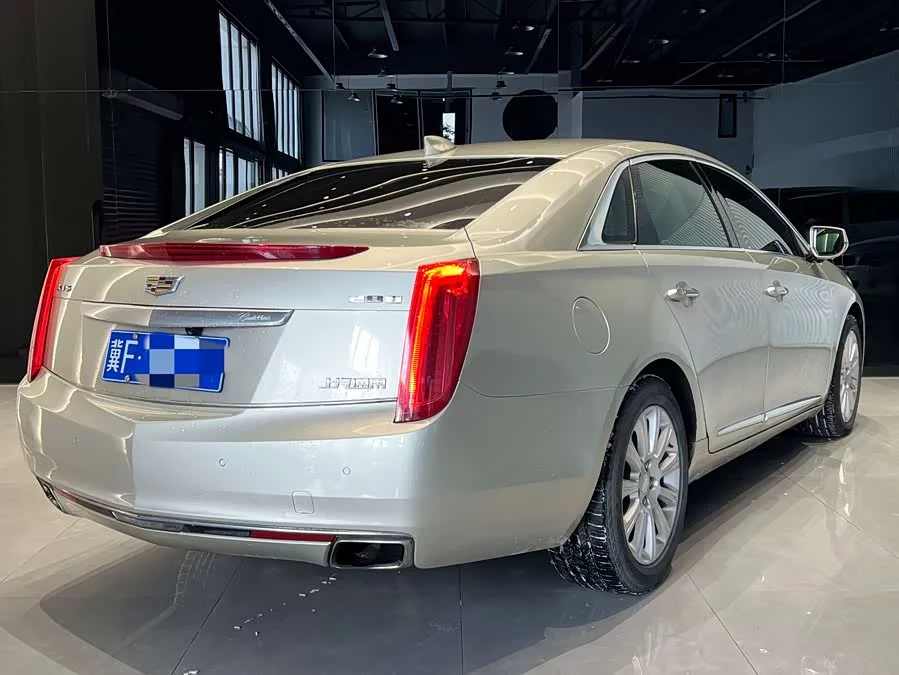 Cadillac XTS