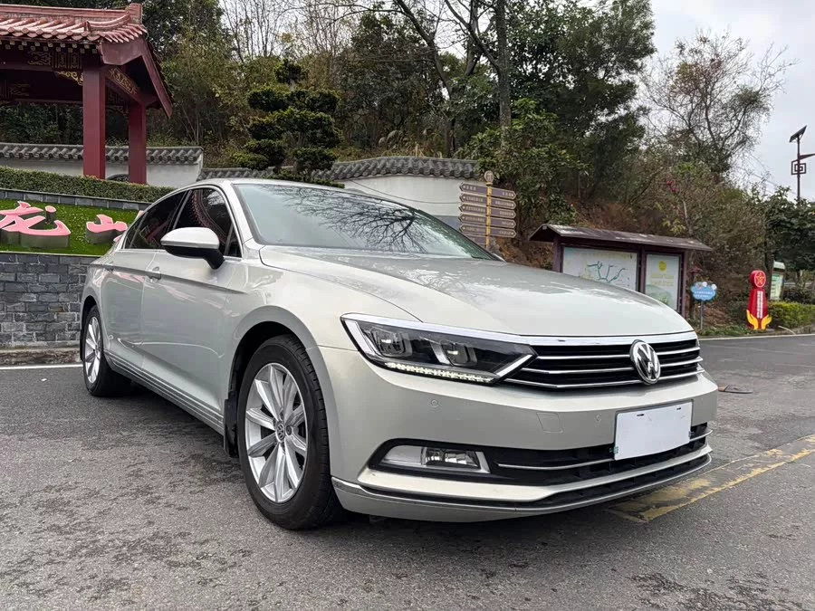 Volkswagen Magotan