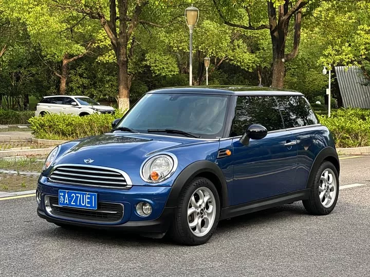 MINI 
