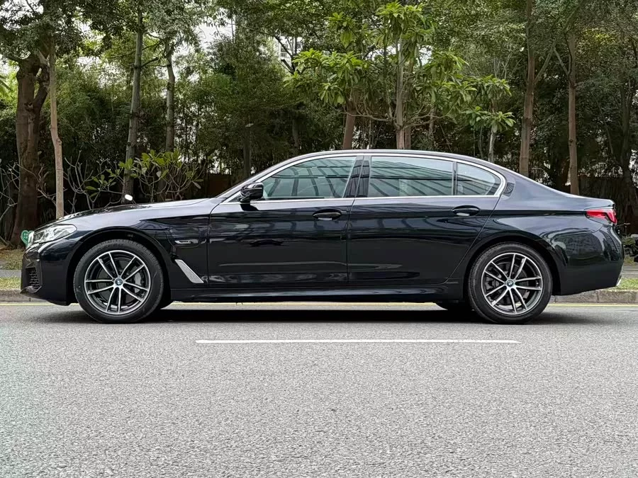 BMW 5 Series New Energy