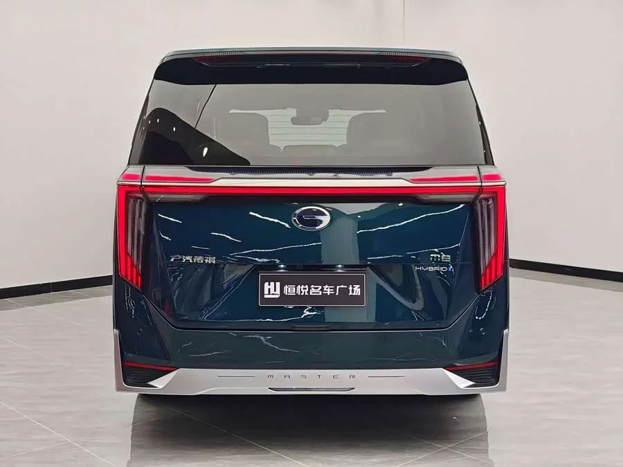 GAC Trumpchi M8