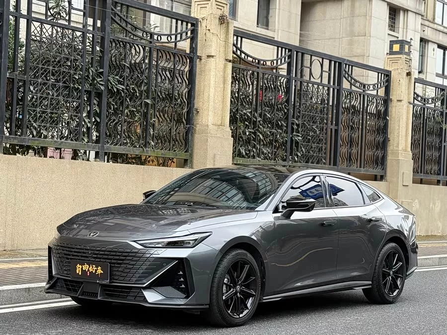 Changan UNI-V