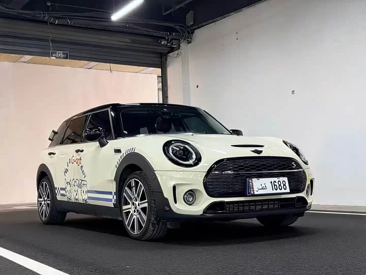 MINI CLUBMAN