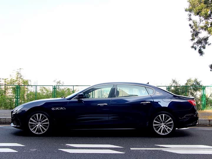 Maserati President