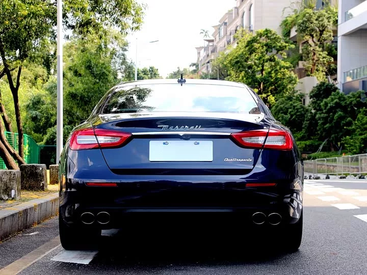 Maserati President
