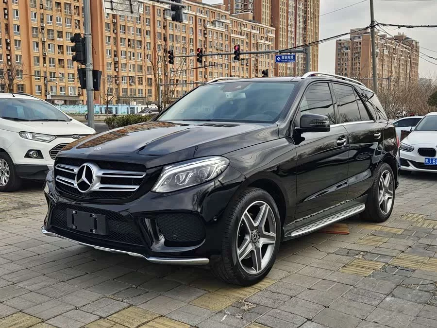 Mercedes Benz GLE (Imported)