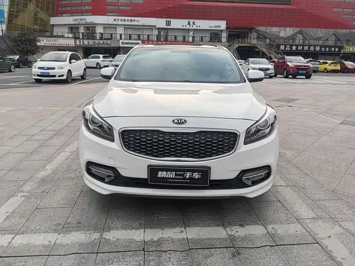 kia K4