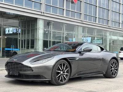 Aston Martin DB11