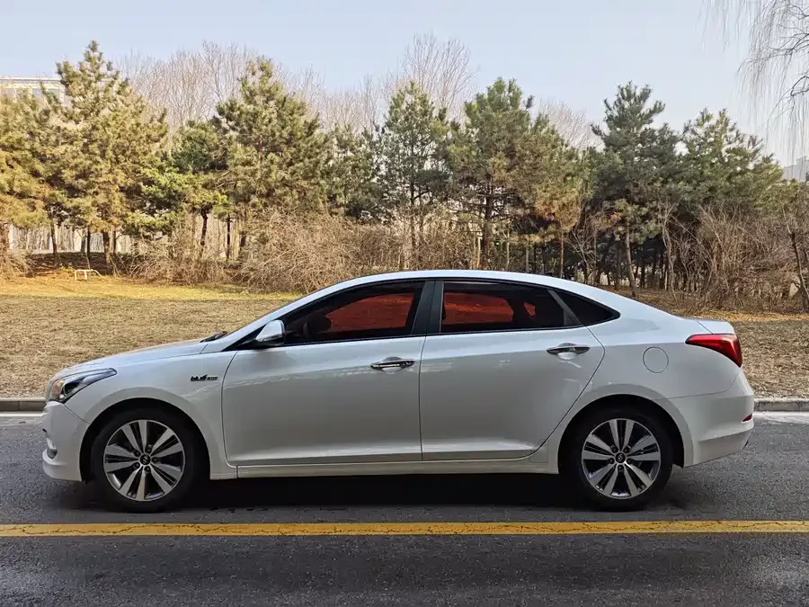 Hyundai Mistra