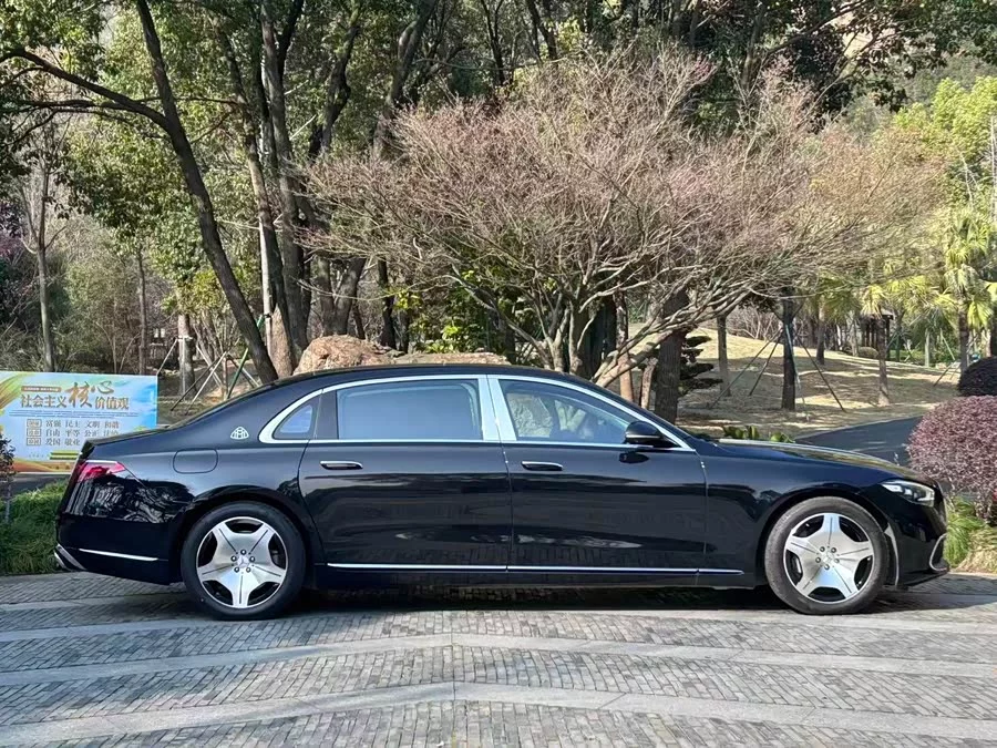 Mercedes Benz Maybach S-Class